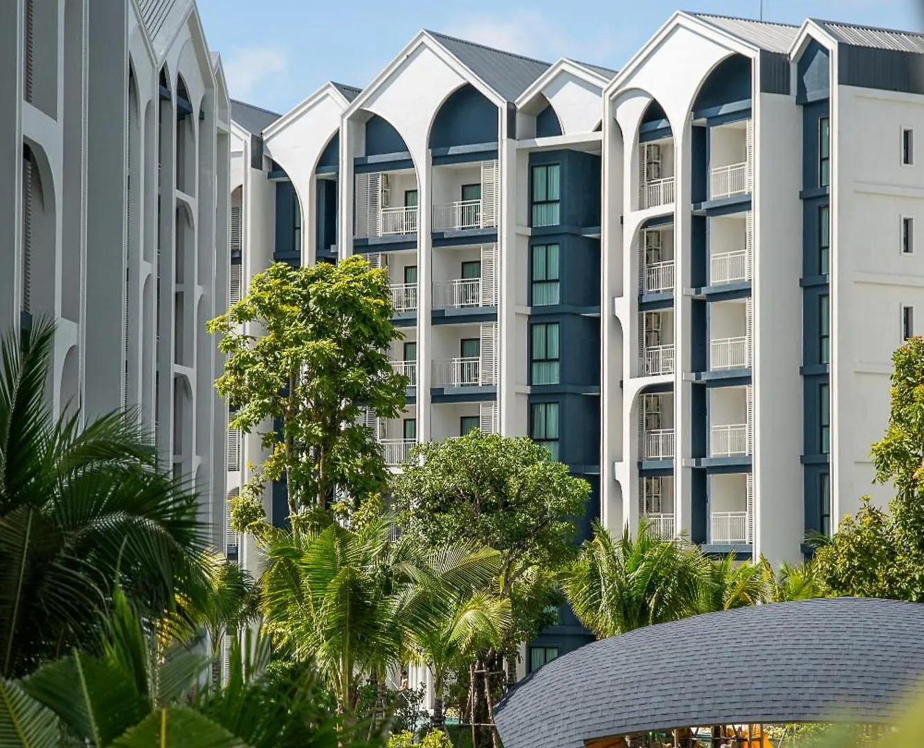 Title Halo Memories Apartment Nai Yang 0*,